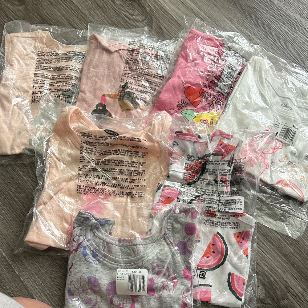Old Navy Kids Short Sleeve Tees in Pink, White, and Gray